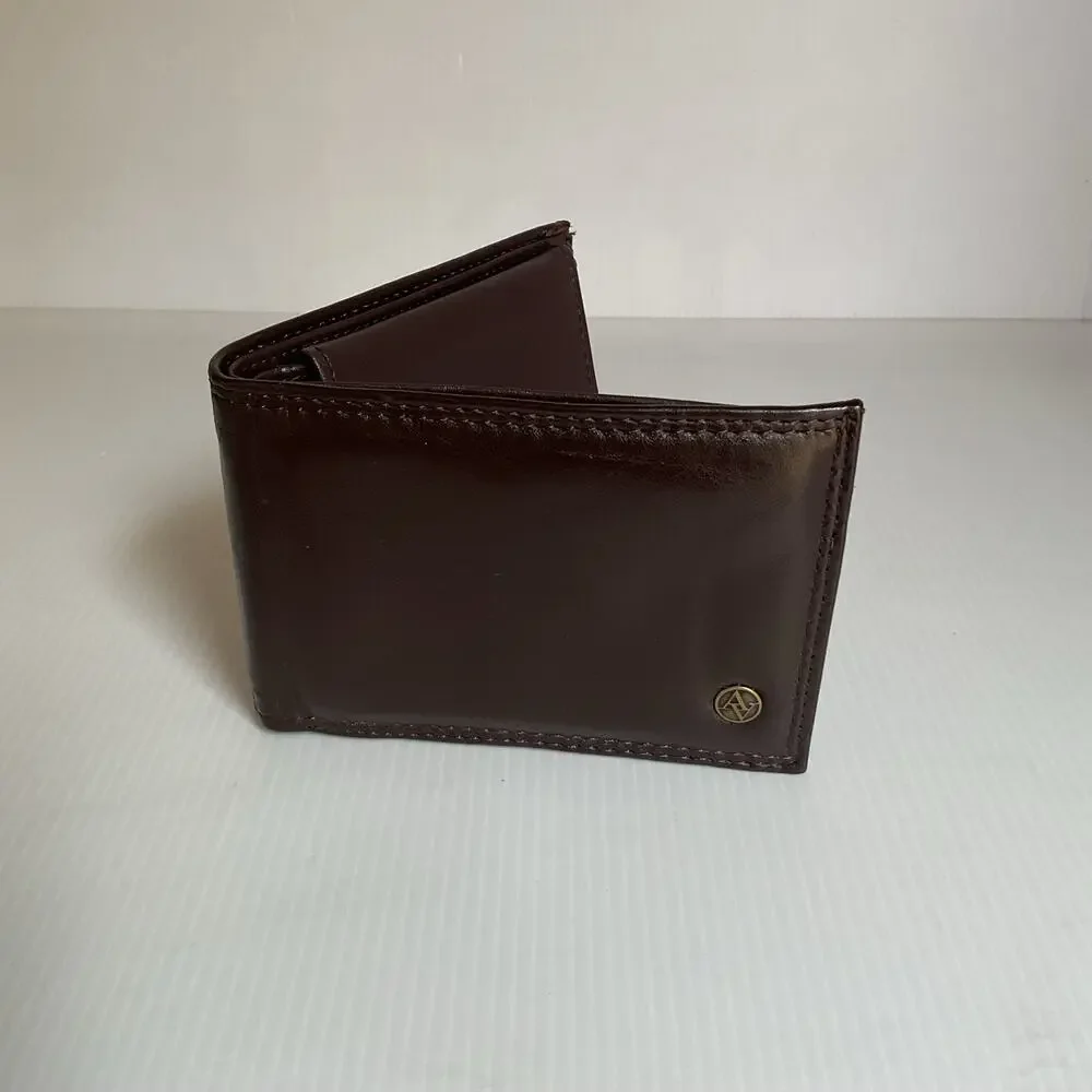 Adrienne Vittadini Men’s Brown Bifold Wallet Coin Pocket ID Window Card Holder